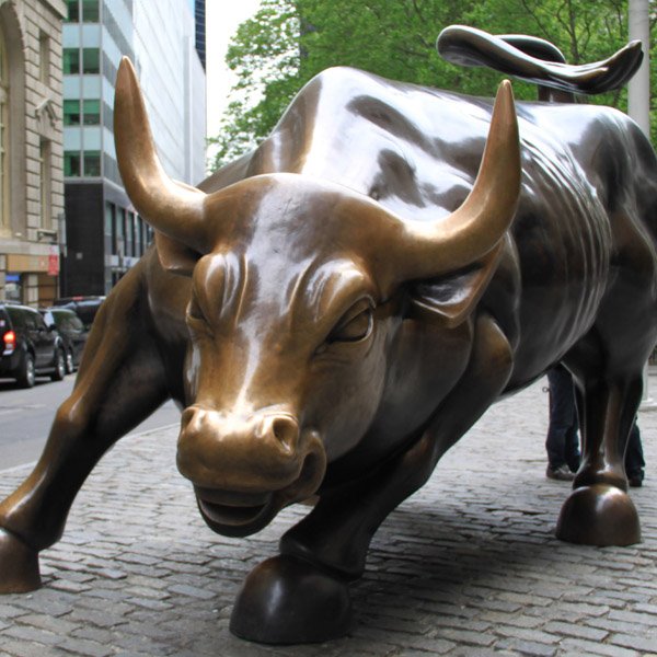 Famous New York Wall Street life size Bull Statue of Charging Bull -You ...