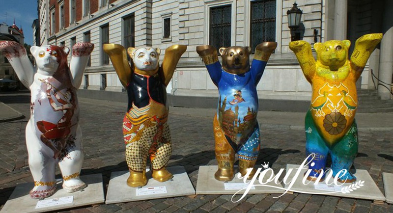 Berlin Buddy Bear Sculpture (2)