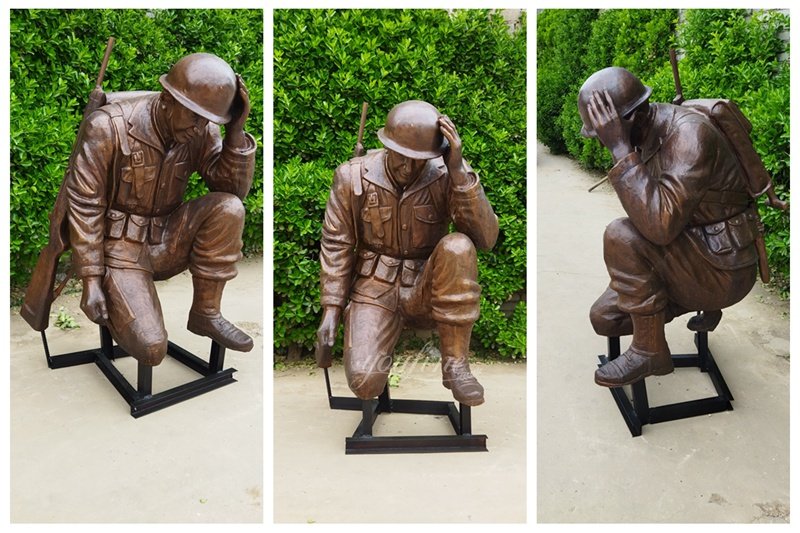 Bronze Kneeling Soldier with a Gun Statue Details