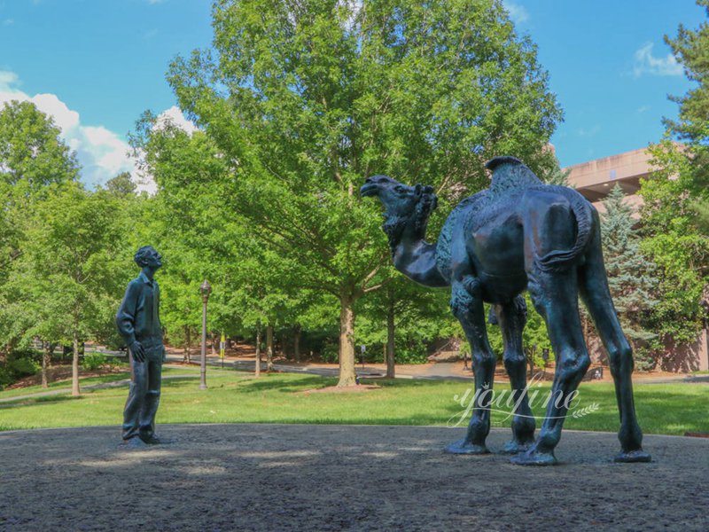 Charming Metal The Scientist and Nature Duke Camel Statue (4)