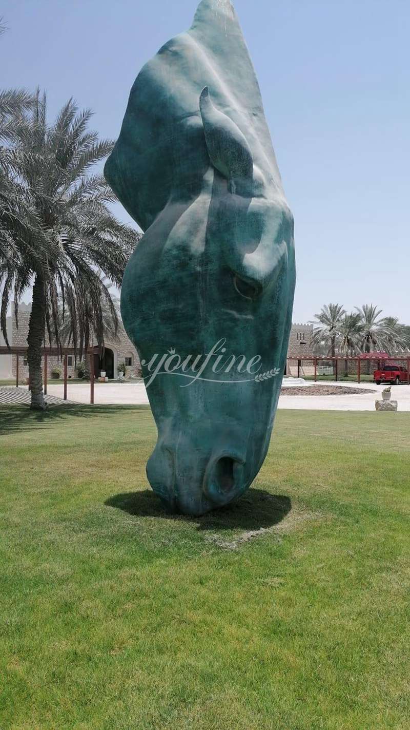 Feedback on large bronze horse head statue in Qatar (3)