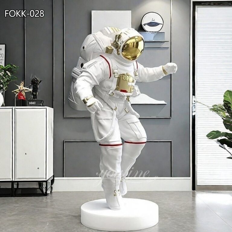 Life Size Fiberglass Astronaut Statue