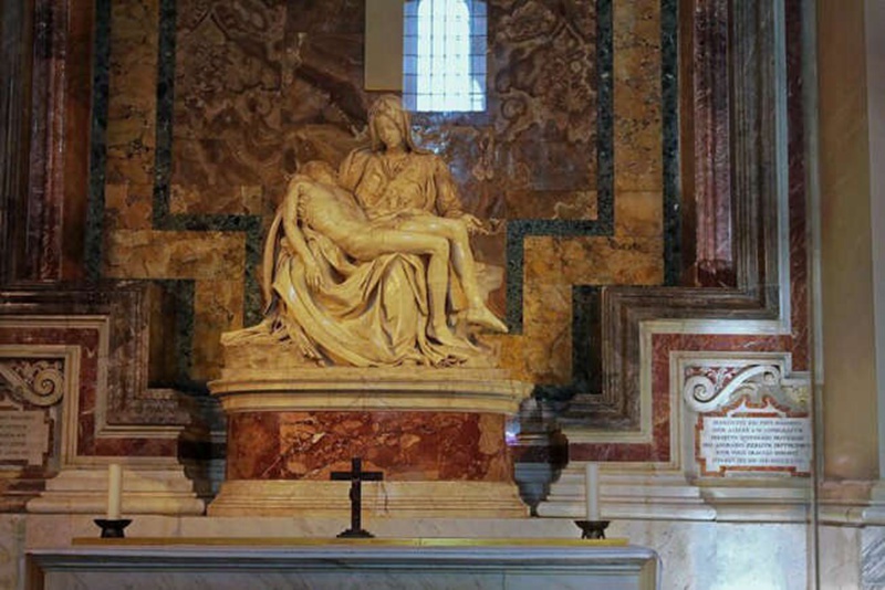 Michelangelo's marble Pietà