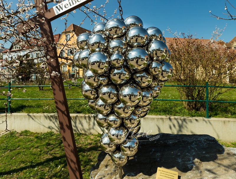 Mirrior Polished Stainless Steel Grape Sculpture Customer Feedback