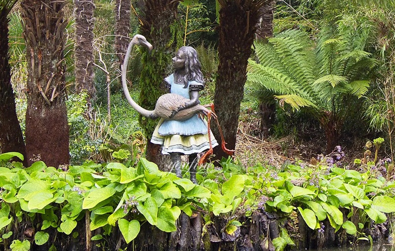 bronze Alice in Wonderland Garden statue