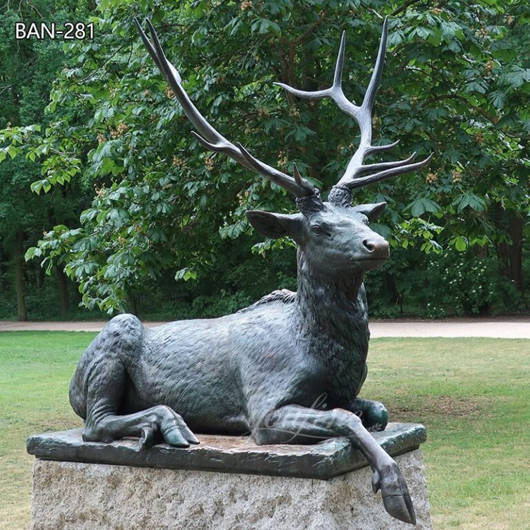 Outdoor Laying Bronze Deer Statue