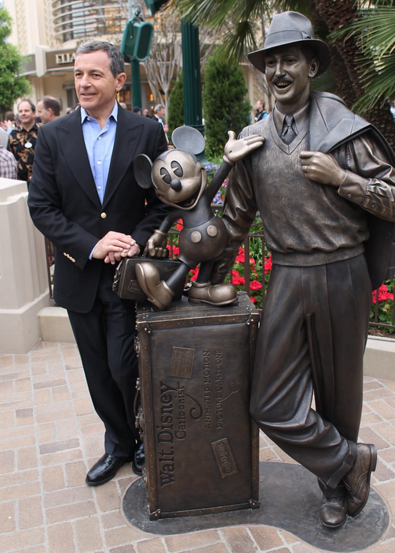 bronze life-size statue of Walt Disney storyteller 