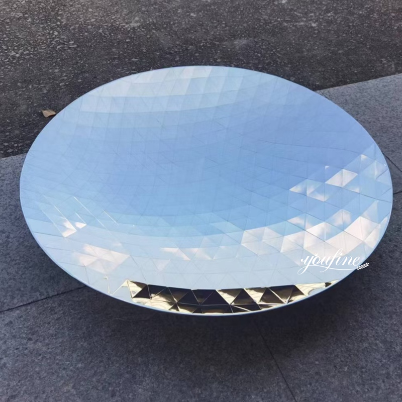 diamond shaped metal sky mirror sculpture