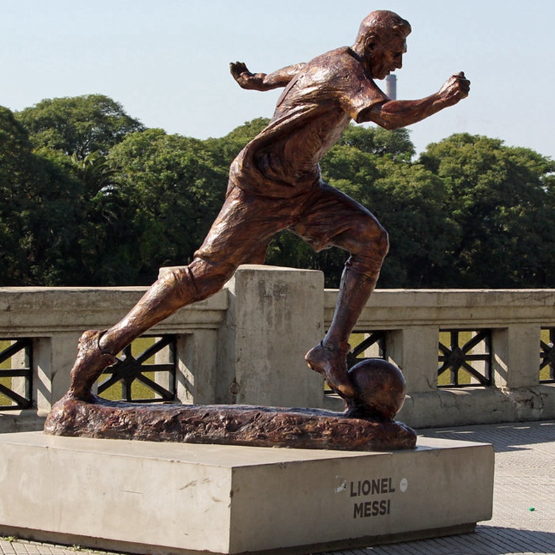 outdoor bronze messi statue